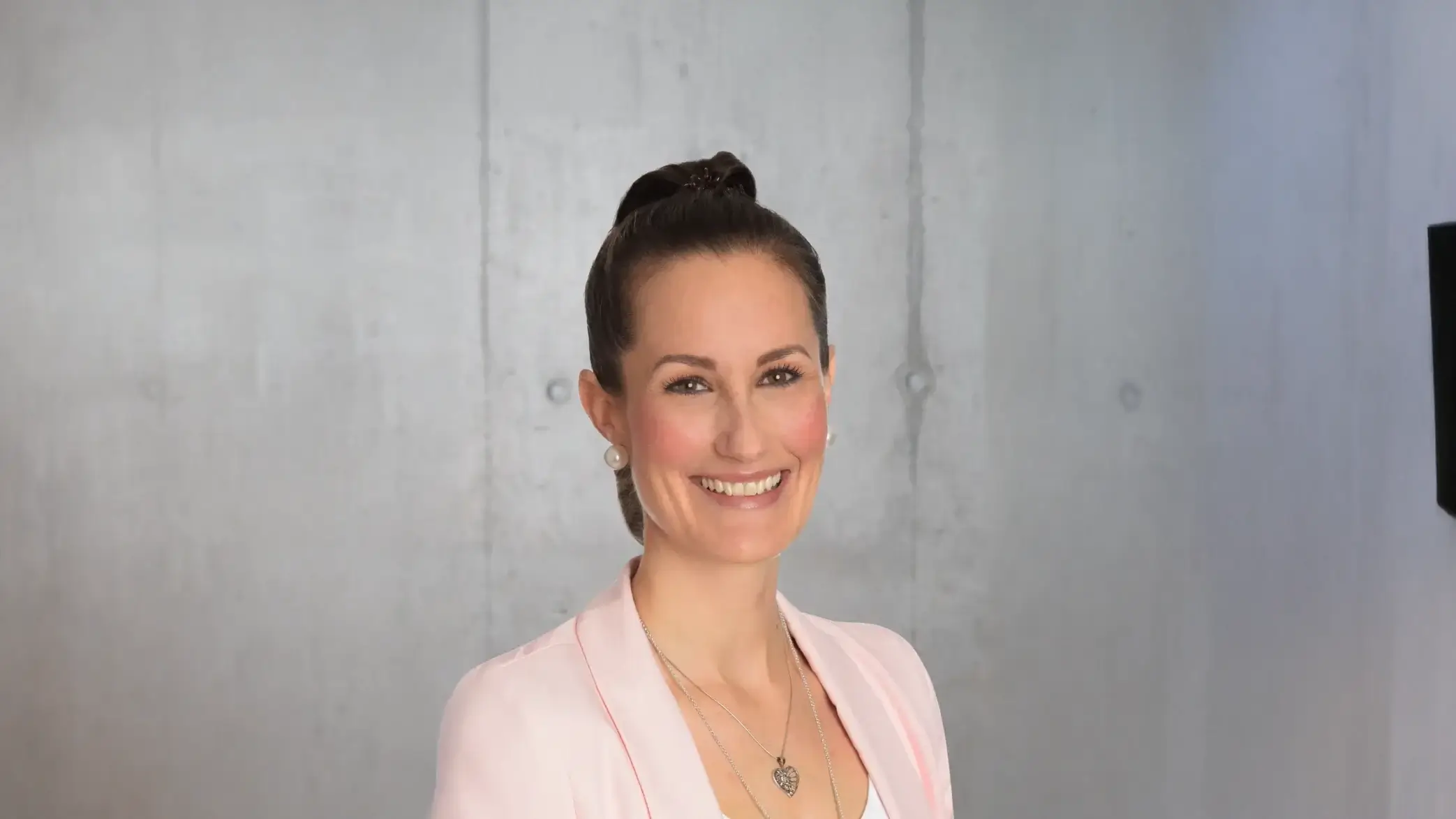 IST - Höhere Fachschule für Tourismus - Catherine Raemy IST - Höhere Fachschule für Tourismus - Catherine Raemy